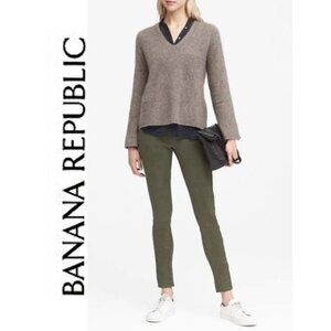 BANANA REPUBLIC, olive green leggings - Devon style